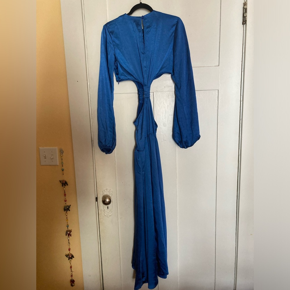 NWT Nasty Gal Satin High Neck Cut Out Maxi Dress in Cobalt Size UK 10 / US 6 - Picture 4 of 8